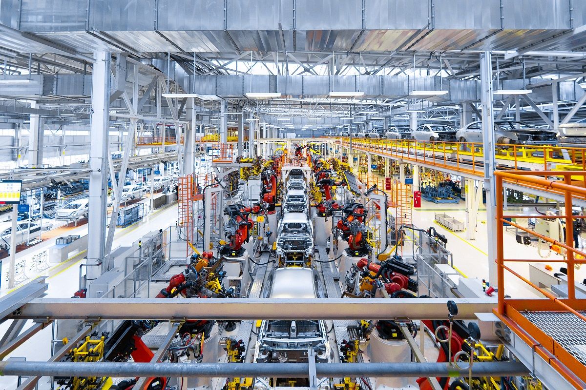 Manufacturers, is the sun setting on your existing software?